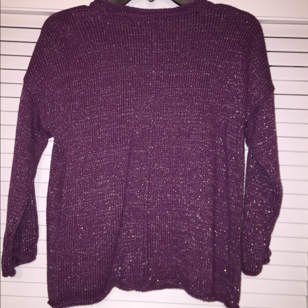 Sweater - Picture 4 of 4